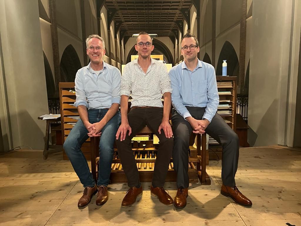 Drie Musketiers spelen derde Marktconcert